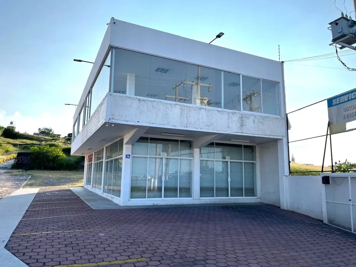 Edificio en venta en El Pueblito Centro, Corregidora — foto 1 de 24