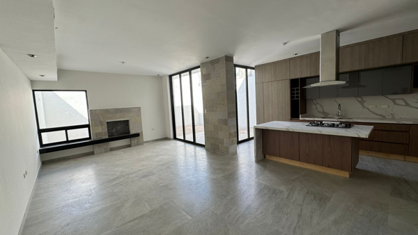 Casa en venta en Los Viñedos, Torreón — foto 2 de 42