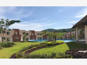 Casa en venta en Xochitepec Centro, Xochitepec — foto 2 de 18