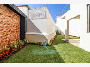 Casa en venta en Jardines de Delicias, Cuernavaca — foto 2 de 35
