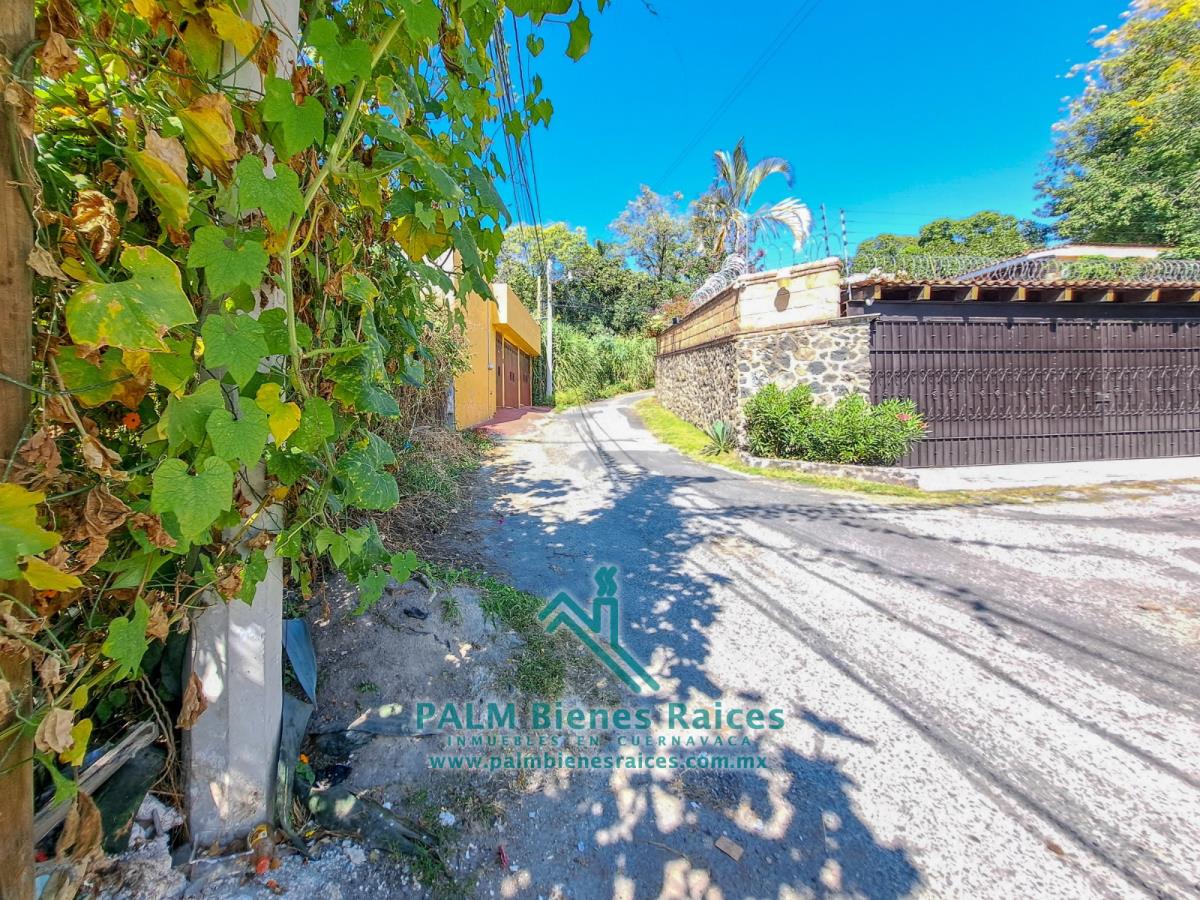 Terreno en venta en Tlaltenango, Cuernavaca — foto 1 de 8