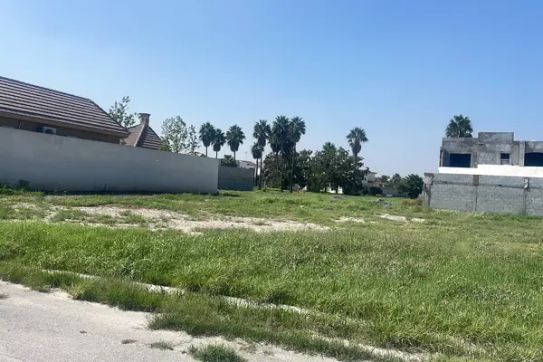 Terreno en venta en Country Club Residencial, Saltillo — foto 3 de 5