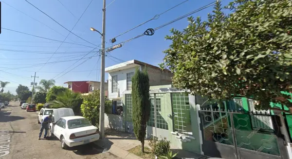 Casa en venta en Hacienda Santa Fe, Tlajomulco de Zúñiga — foto 3 de 5