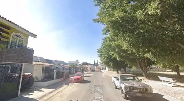 Casa en venta en Residencial San Pablo, Tlajomulco de Zúñiga — foto 2 de 5