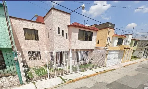 Casa en venta en Capultitlán Centro, Toluca — foto 3 de 14