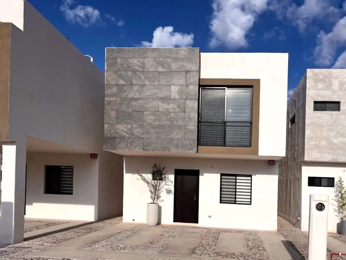 Casa en venta en El Refugio, Gómez Palacio — foto 1 de 37