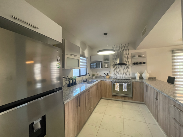 Casa en venta en Residencial las Etnias, Torreón — foto 3 de 23