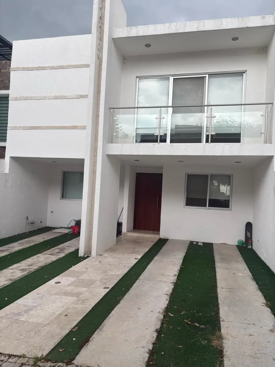 Casa en renta en Lomas de Angelópolis, San Andrés Cholula — foto 1 de 18