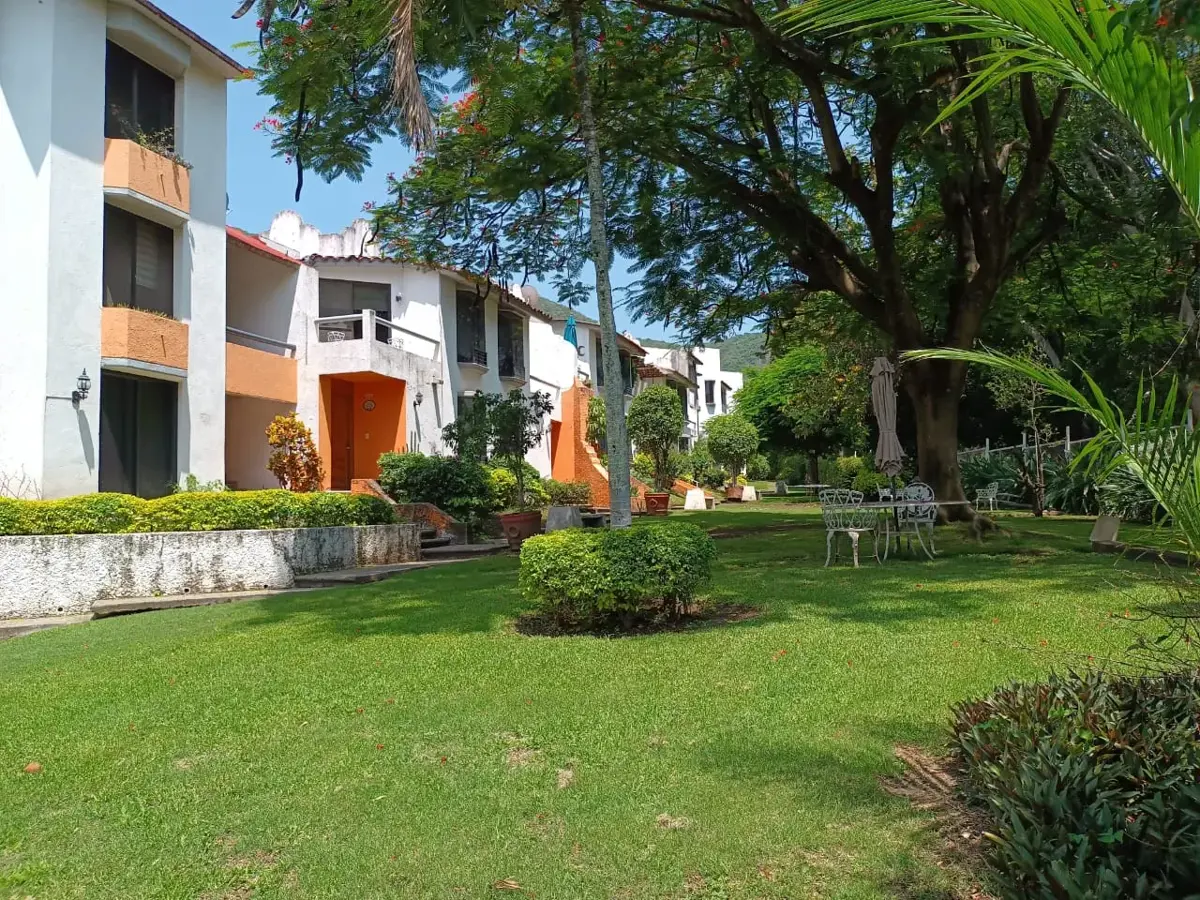 Casa en venta en Club de Golf Hacienda San Gaspar, Jiutepec — foto 1 de 39