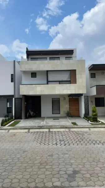 Casa en venta en Lomas de Angelópolis, San Andrés Cholula, Puebla Casa en venta en Lomas de Angelópolis, San Andrés Cholula, Puebla