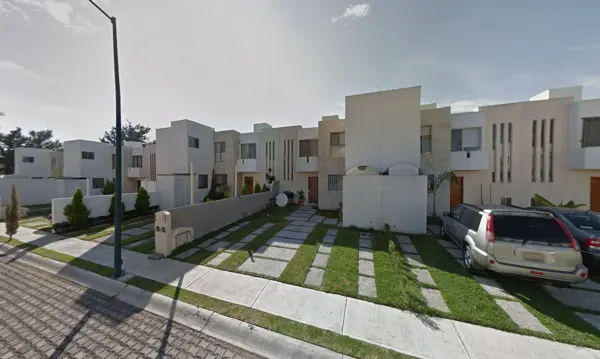 Casa en venta en Real Universidad, Morelia — foto 2 de 12