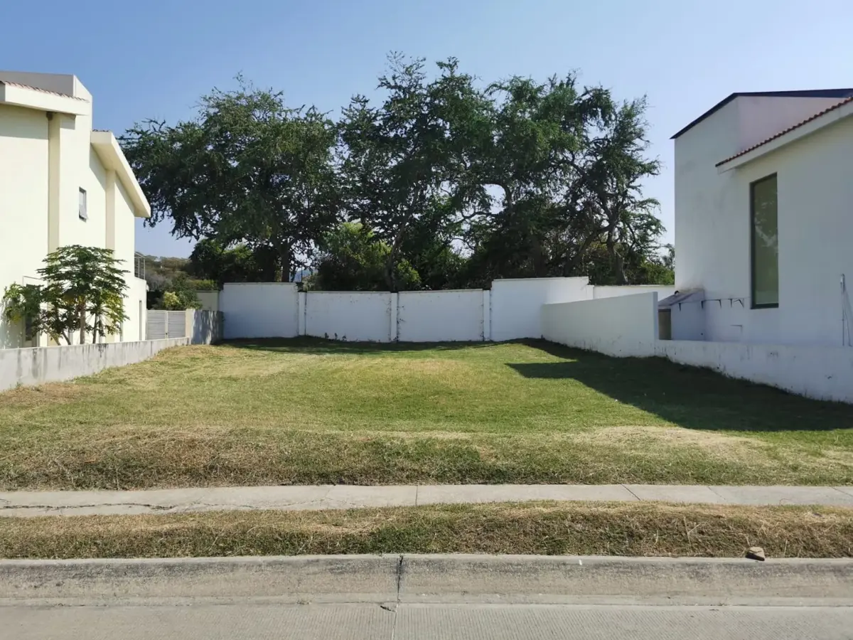 Terreno en venta en Paraíso Country Club, Emiliano Zapata — foto 1 de 4