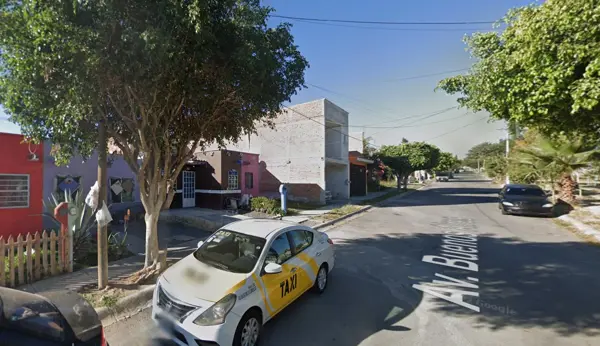 Casa en venta en Hacienda Santa Fe, Tlajomulco de Zúñiga — foto 3 de 11