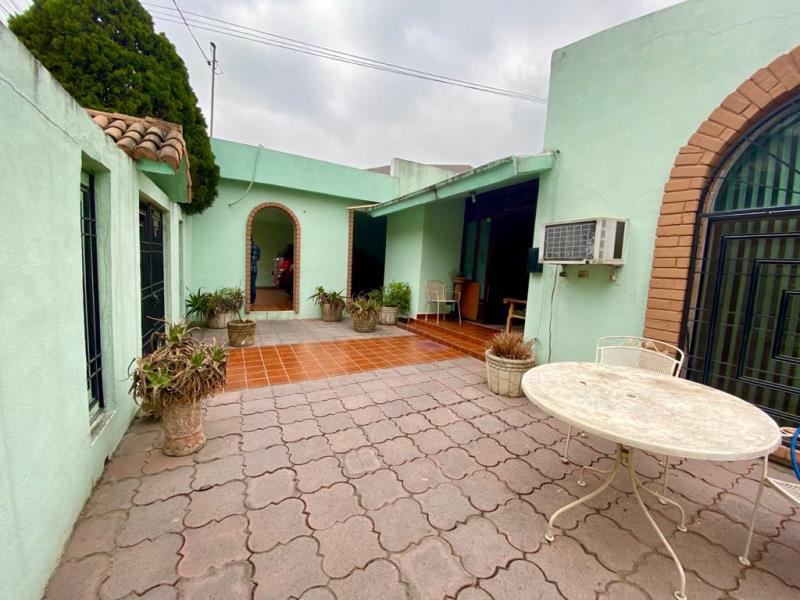 Casa en venta en Deportivo Obispado, Monterrey — foto 1 de 11
