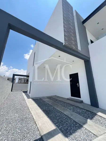 Casa en venta en Nuevo Mirasierra, Saltillo — foto 3 de 25