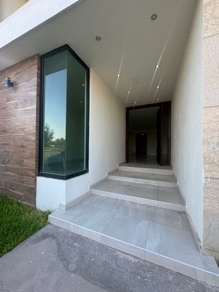 Casa en venta en Hacienda del Rosario, Torreón — foto 2 de 31