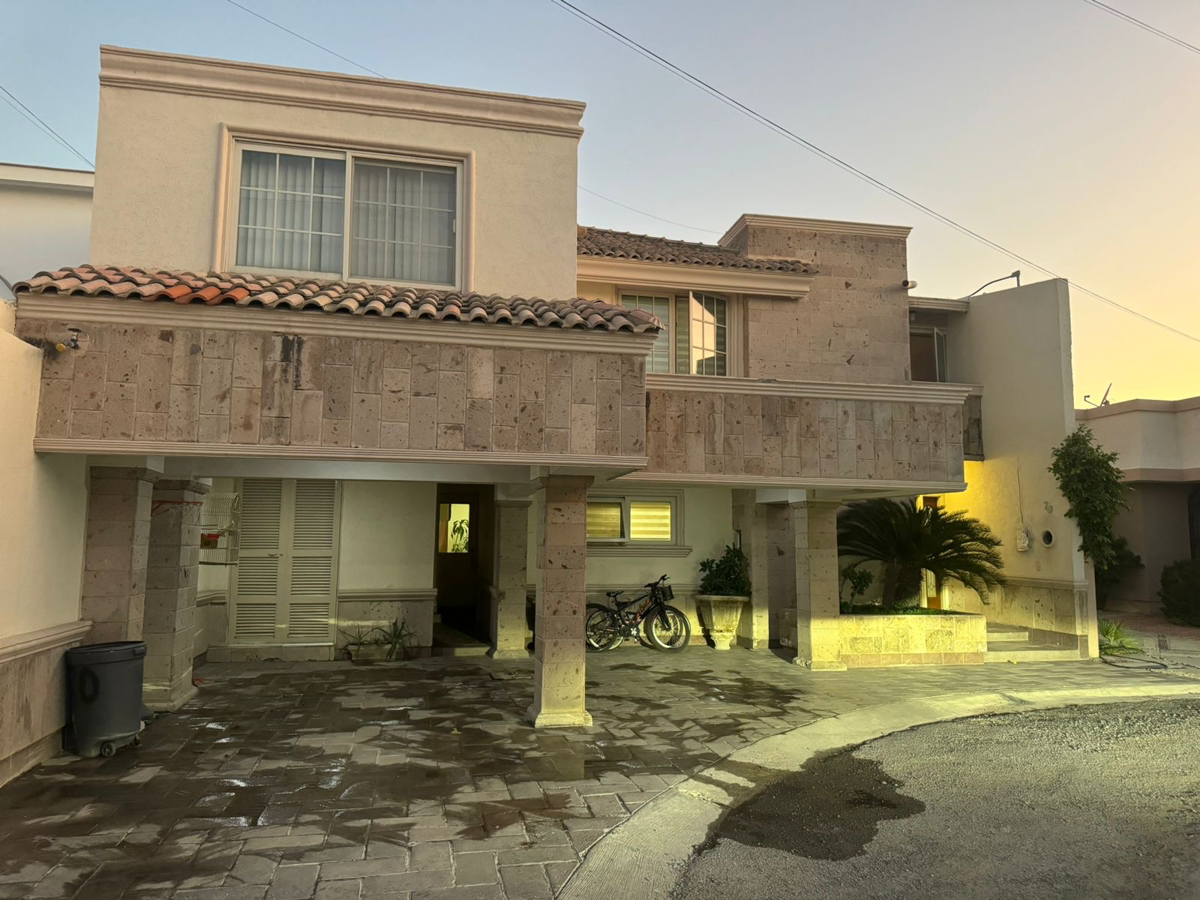 Casa en venta en Villas la Rosita, Torreón — foto 1 de 24