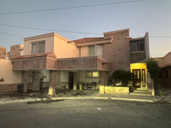 Casa en venta en Villas la Rosita, Torreón — foto 2 de 24
