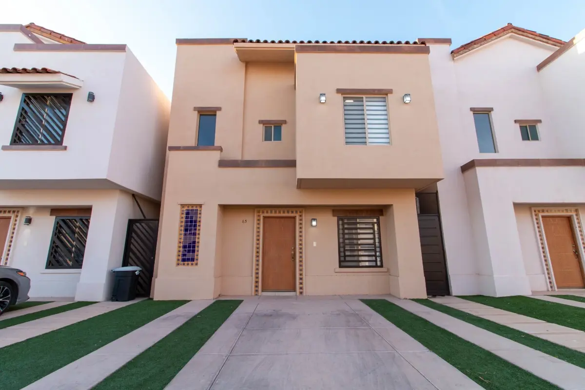 Casa en venta en Real de Castilla, Hermosillo — foto 1 de 25