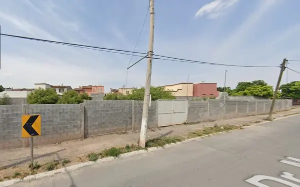 Terreno en venta en Los Doctores, Saltillo — foto 3 de 9