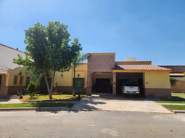 Casa en venta en Las Villas, Torreón — foto 2 de 43