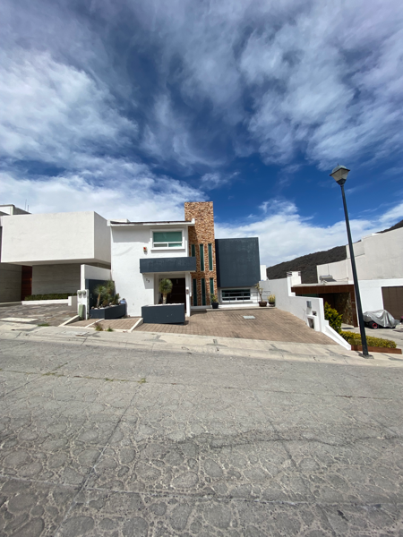 Casa en venta en Cumbres del Cimatario, Huimilpan — foto 2 de 17