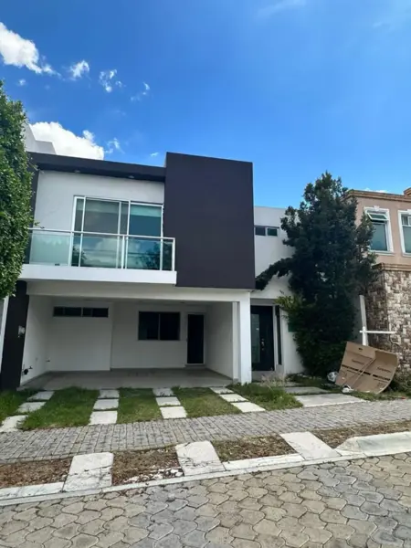 Casa en renta en Lomas de Angelópolis, San Andrés Cholula, Puebla