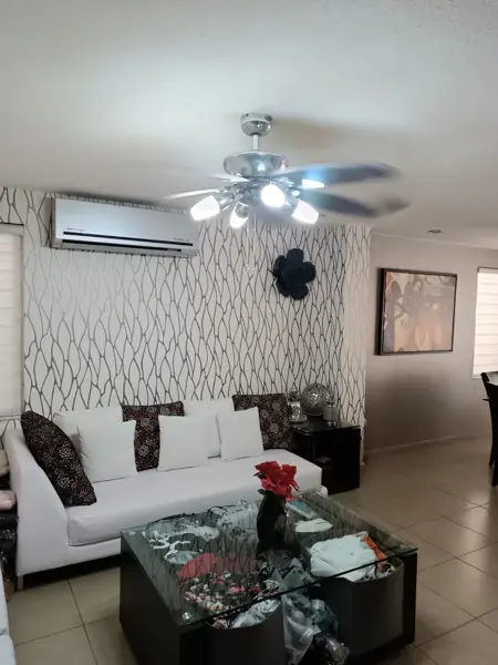 Casa en renta en Misión de Anáhuac, General Escobedo — foto 2 de 21