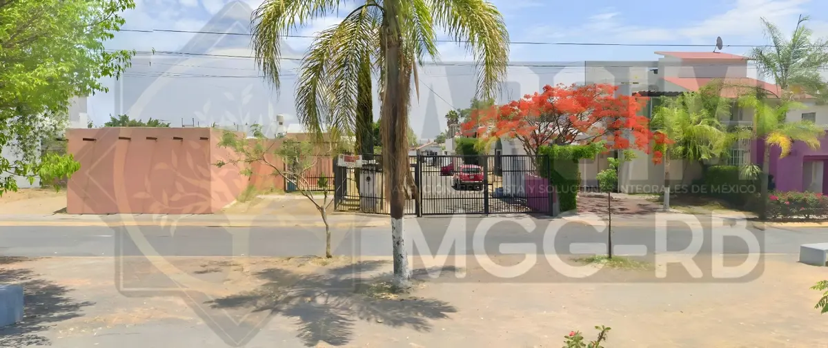 Casa en venta en Geovillas La Arbolada, Tlajomulco de Zúñiga — foto 1 de 58