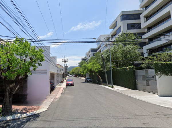 Casa en venta en Bosques del Valle, San Pedro Garza García — foto 2 de 18