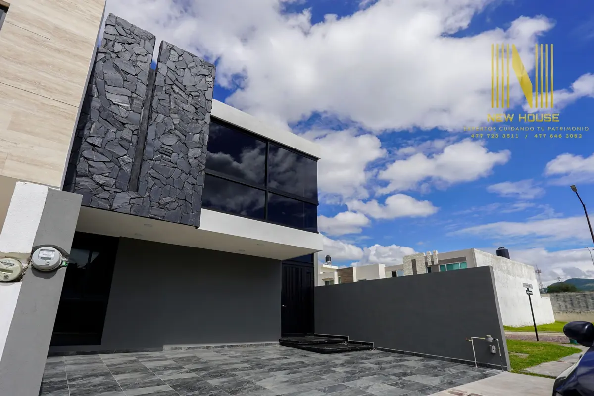 Casa en venta en Residencial Tabachines, León — foto 1 de 30
