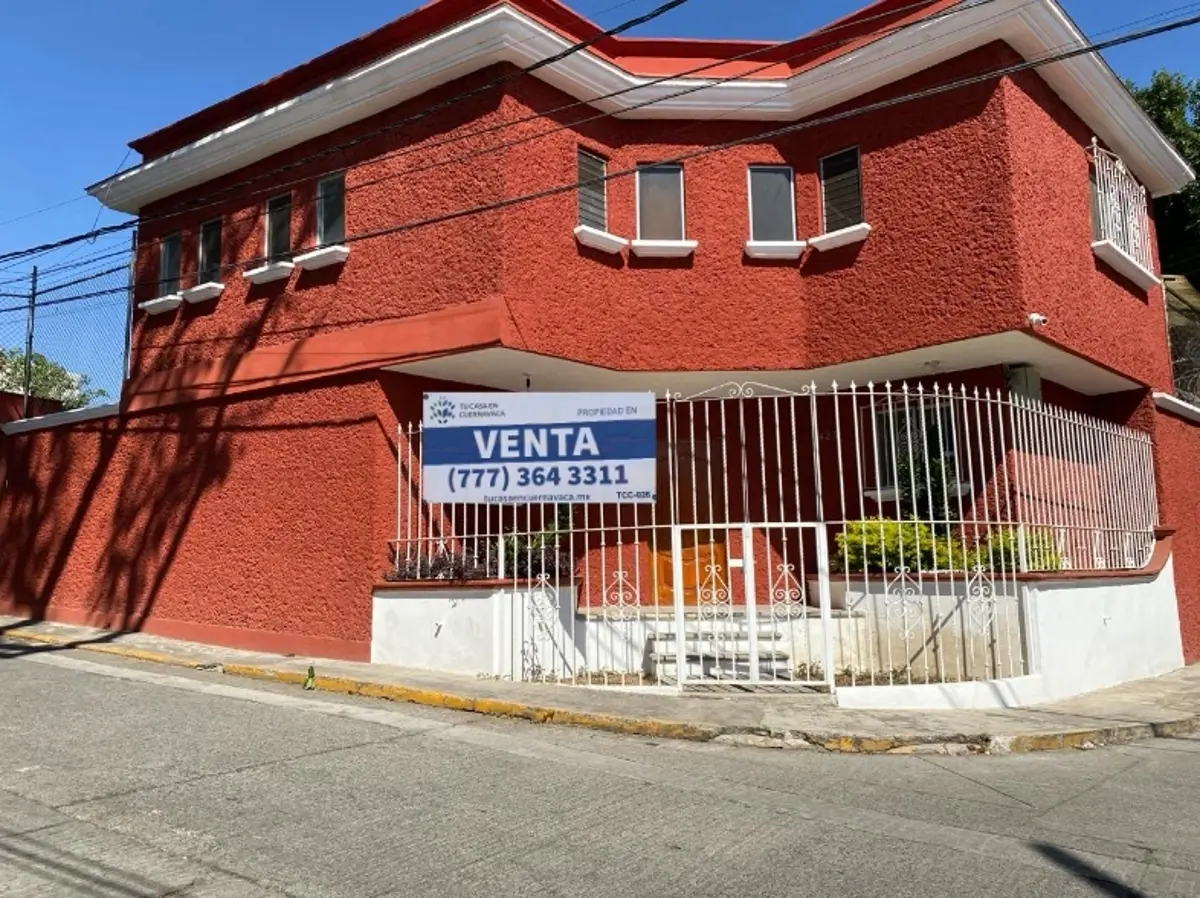 Casa en venta en Vista Hermosa, Cuernavaca — foto 1 de 27