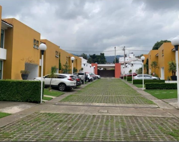 Casa en venta en San Nicolás Totolapan, La Magdalena Contreras — foto 2 de 17