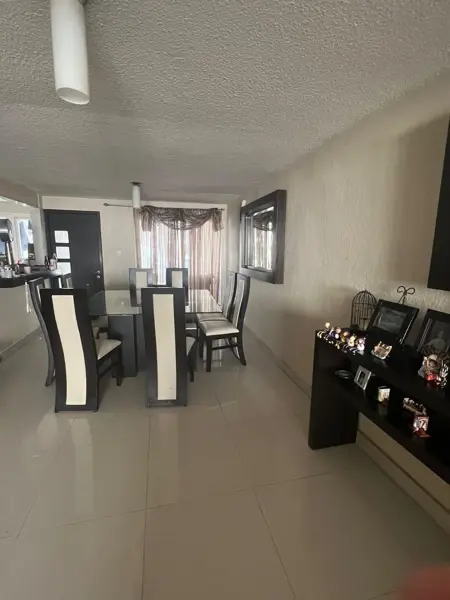 Casa en venta en Bosques de Aragon, Nezahualcóyotl — foto 3 de 11