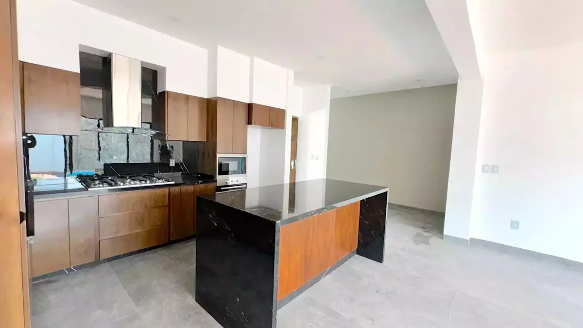 Casa en venta en Jose G Parres, Jiutepec — foto 1 de 18