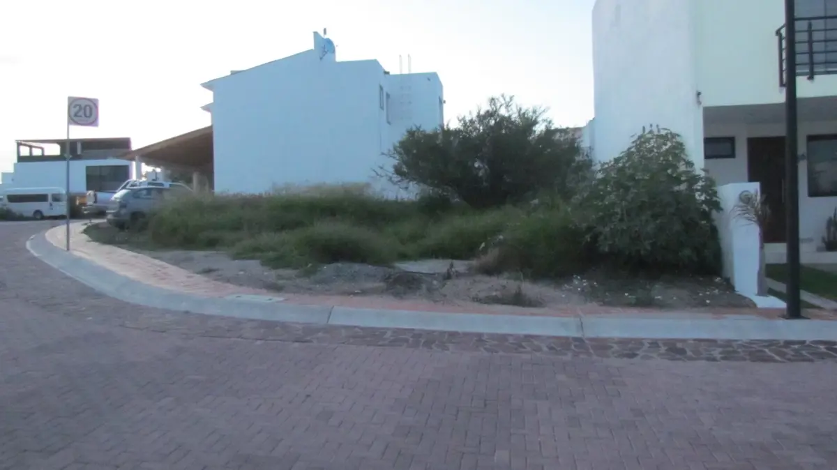 Terreno en venta en Pedregal de Schoenstatt, Corregidora — foto 1 de 17