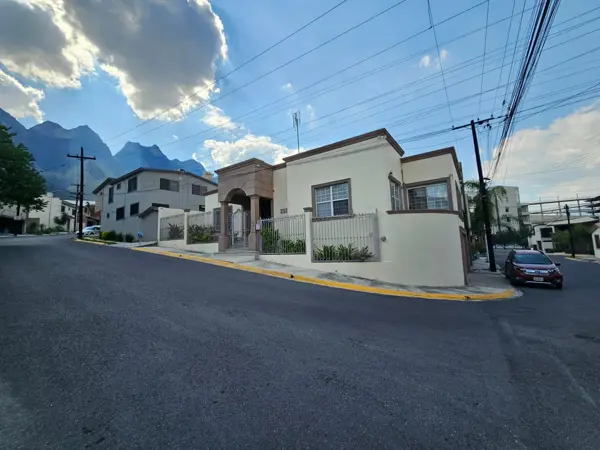 Casa en venta en Las Cumbres, Monterrey — foto 3 de 19