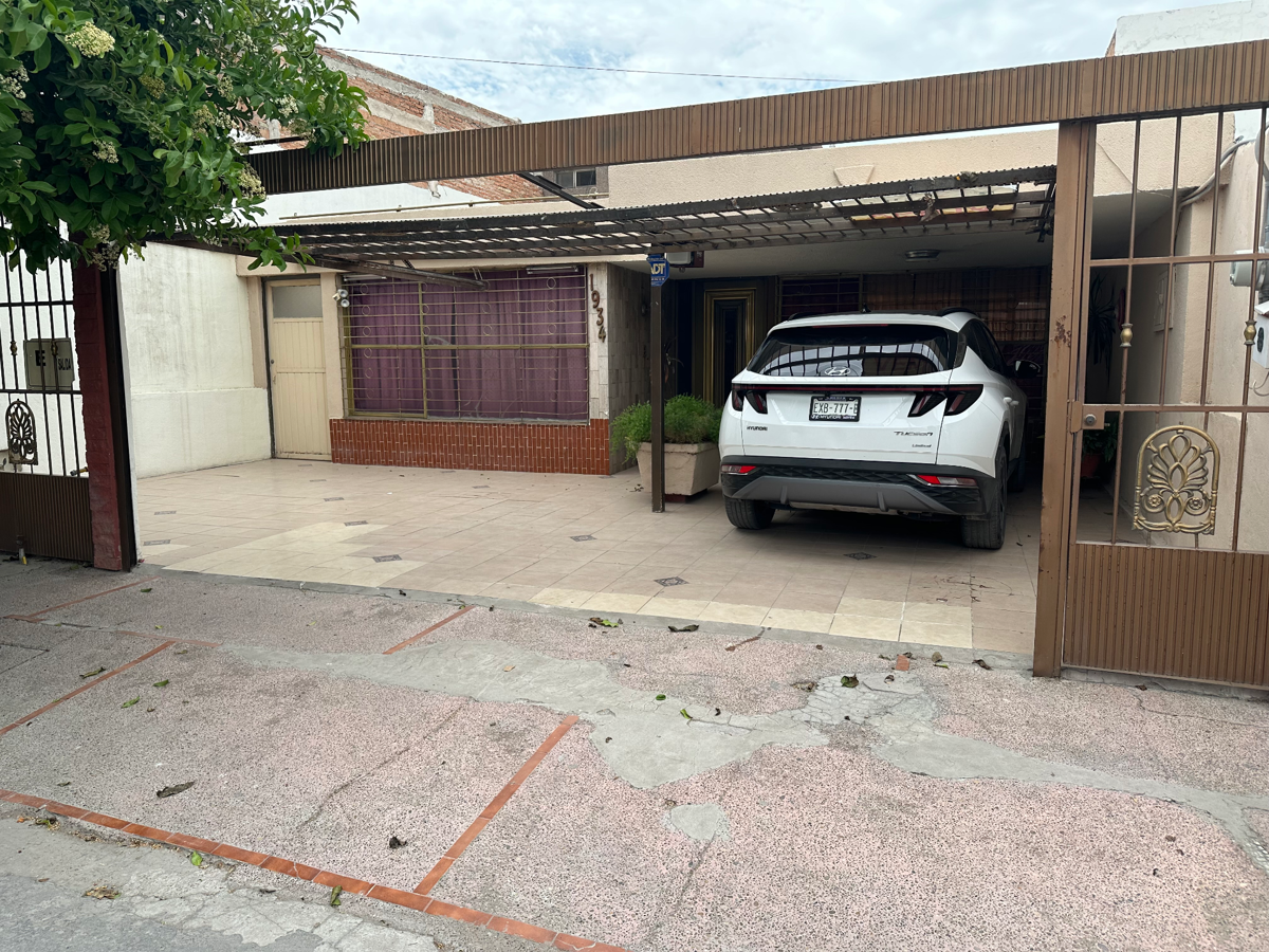 Casa en venta en Jardines de California, Torreón — foto 1 de 23