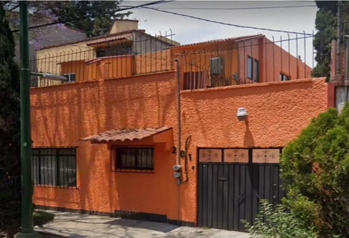 Casa en venta en Del Carmen, Coyoacán — foto 1 de 11