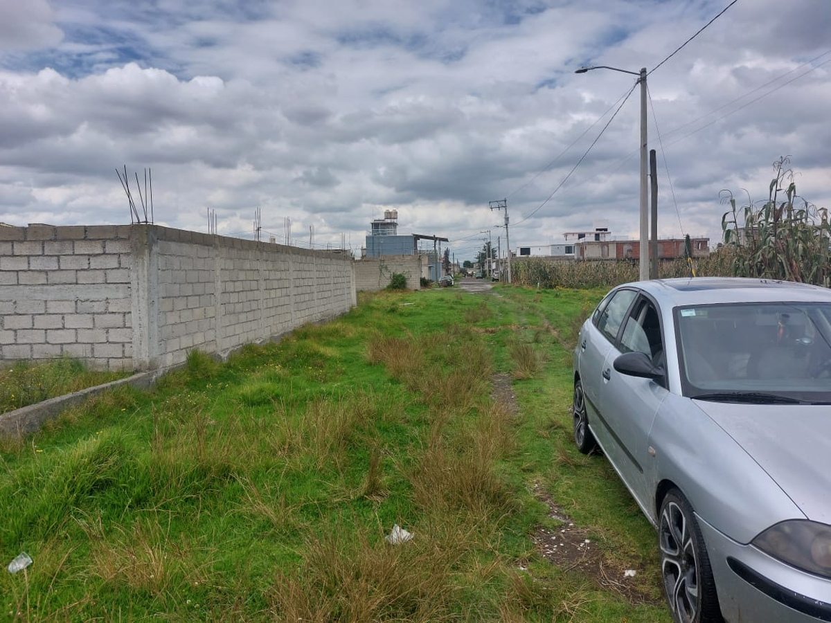 Terreno en venta en San Miguel Totocuitlapilco, Metepec — foto 1 de 3