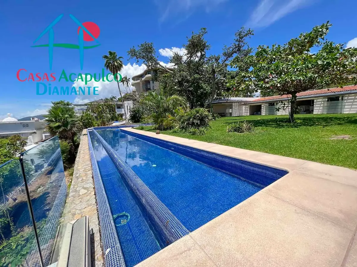 Casa en venta en Las Brisas 1, Acapulco de Juárez — foto 1 de 73