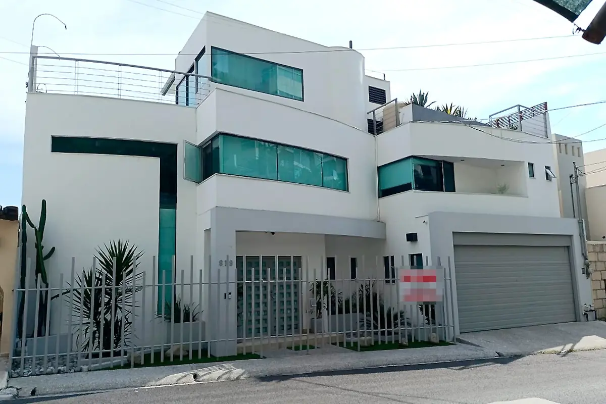 Casa en venta en San Jeronimo, Monterrey — foto 1 de 33