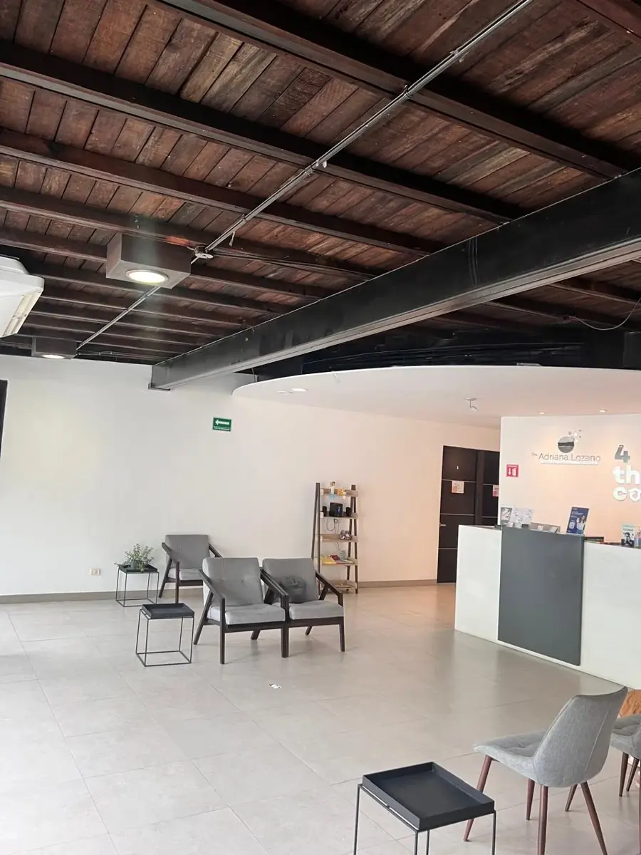 Local en renta en Loma Larga, Monterrey — foto 1 de 15