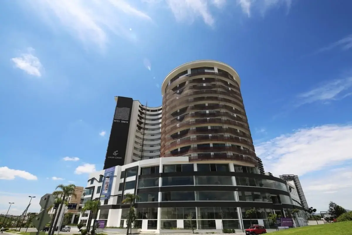 Departamento en venta en Lomas de Angelópolis, San Andrés Cholula — foto 1 de 7