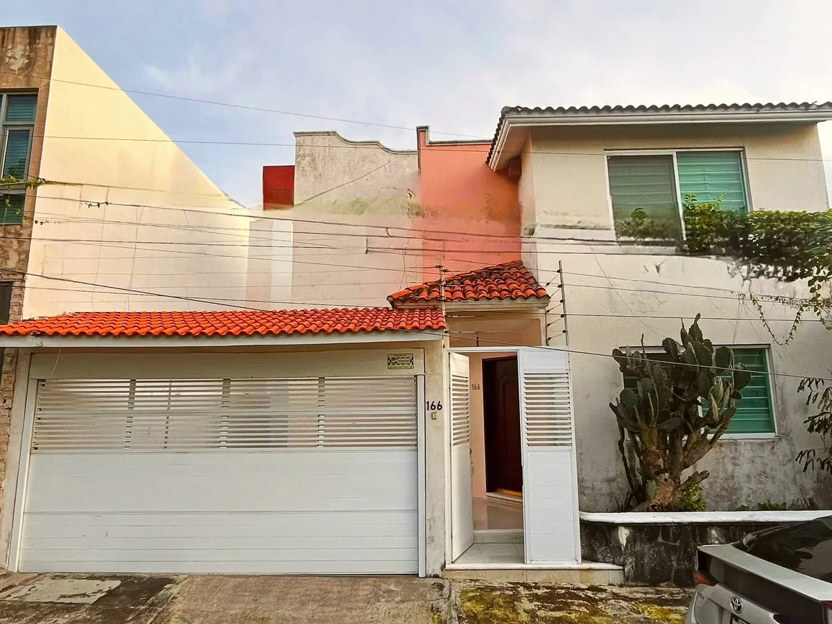 Casa en venta en Graciano Sánchez Romo, Boca del Río — foto 1 de 11
