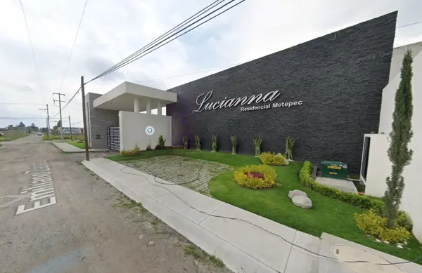 Casa en venta en Agrícola Lázaro Cárdenas, Metepec — foto 3 de 53