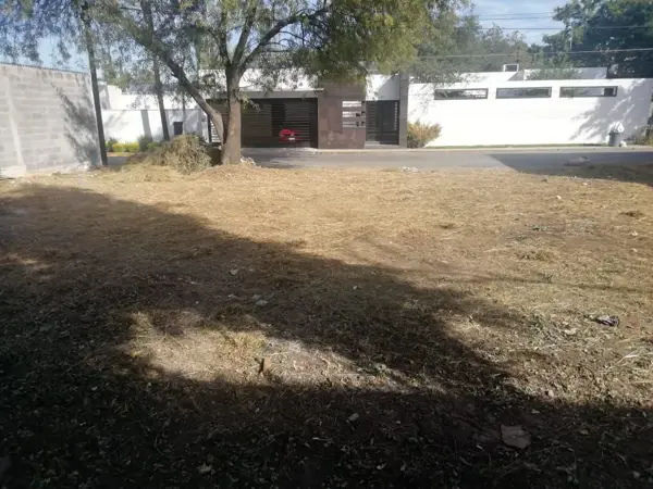 Terreno en venta en Del Valle, San Pedro Garza García — foto 2 de 4
