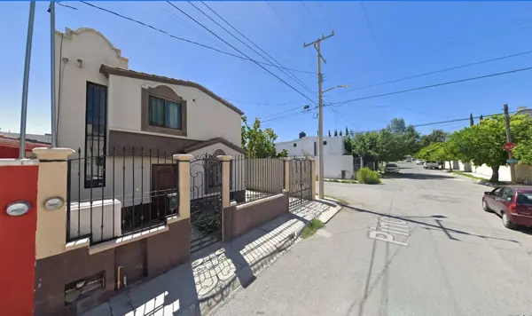 Casa en venta en El Baluarte, Saltillo — foto 2 de 12