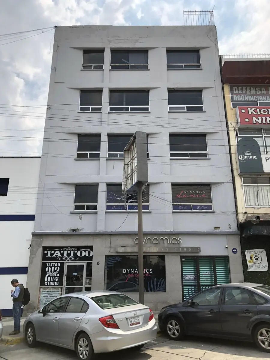 Edificio en venta en Ciudad Satelite, Naucalpan de Juárez — foto 1 de 21