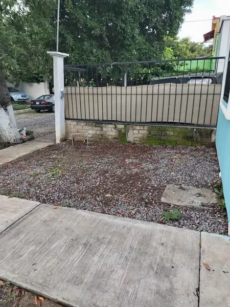 Casa en venta en Lindavista, Villa de Álvarez — foto 3 de 12